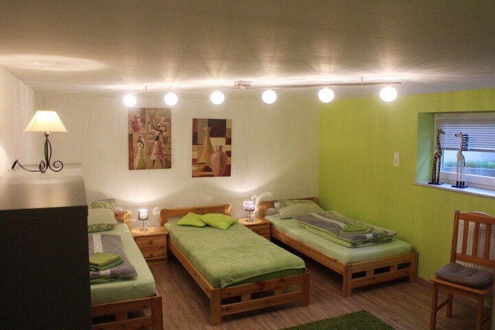 Room 4 of 21