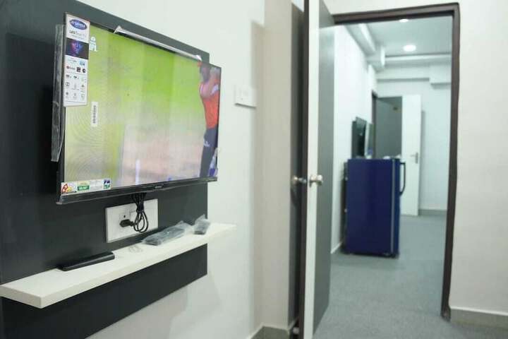 Room 14 of 31