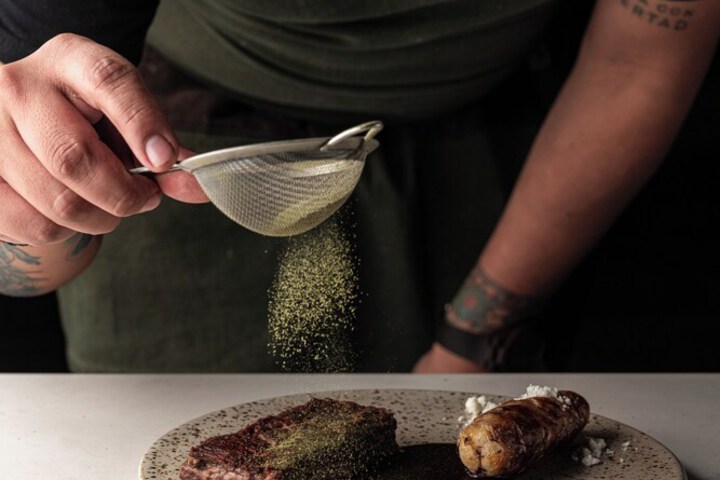 Dining 70 of 106