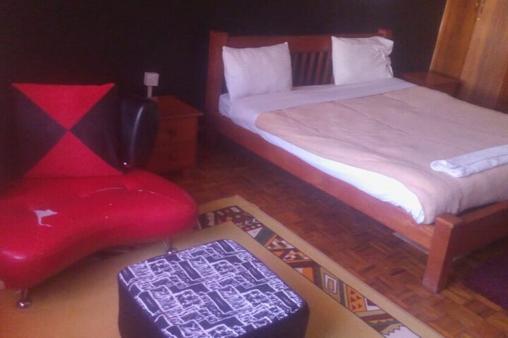 Room 8 of 41