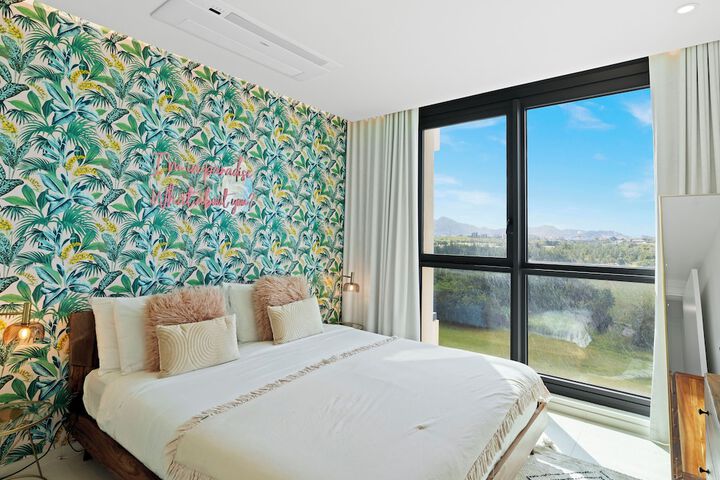 Room 250 of 1000
