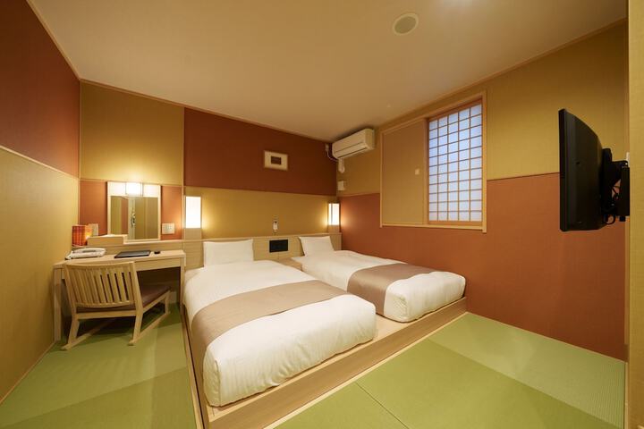 Room 17 of 58