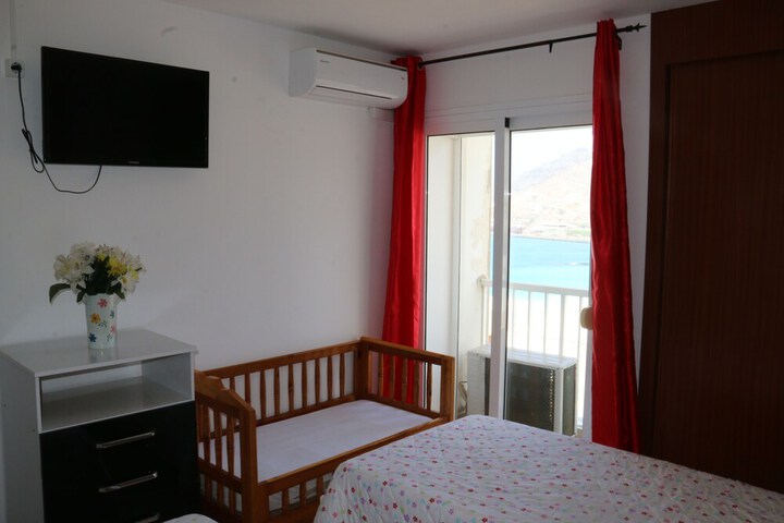 Room 13 of 70