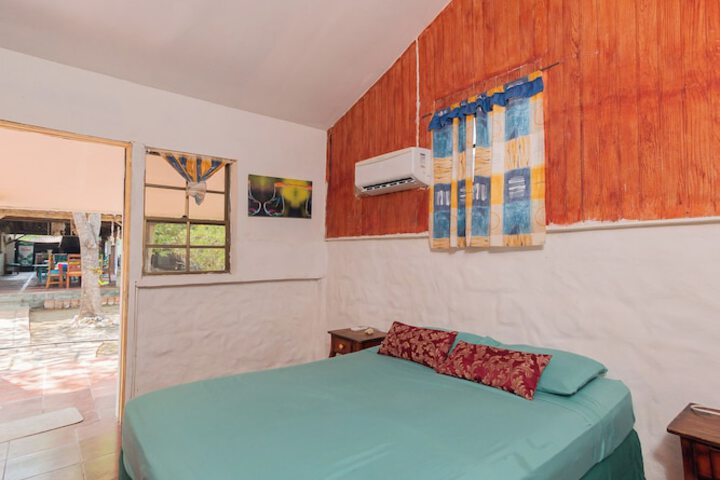 Room 19 of 100