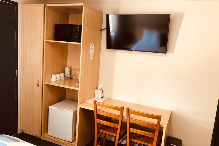 Room 6 of 36