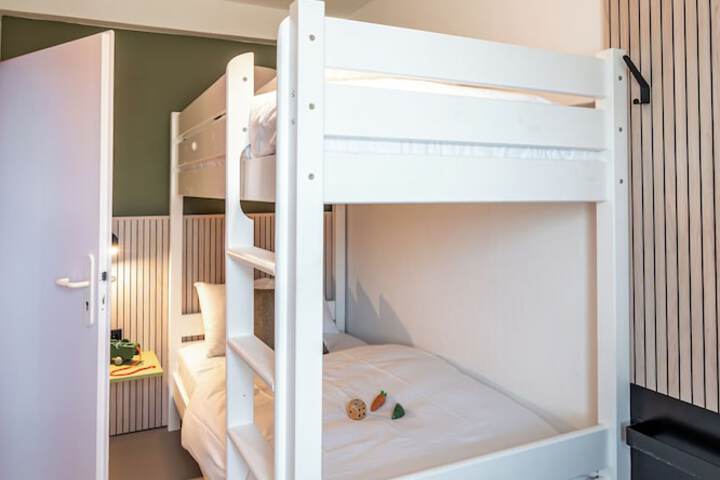 Room 30 of 67