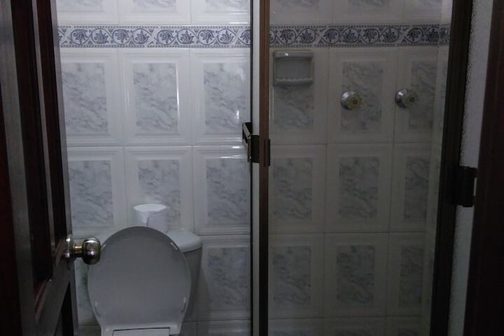 Room 35 of 42
