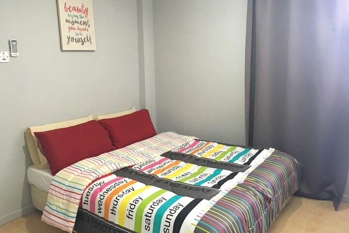 Room 6 of 31