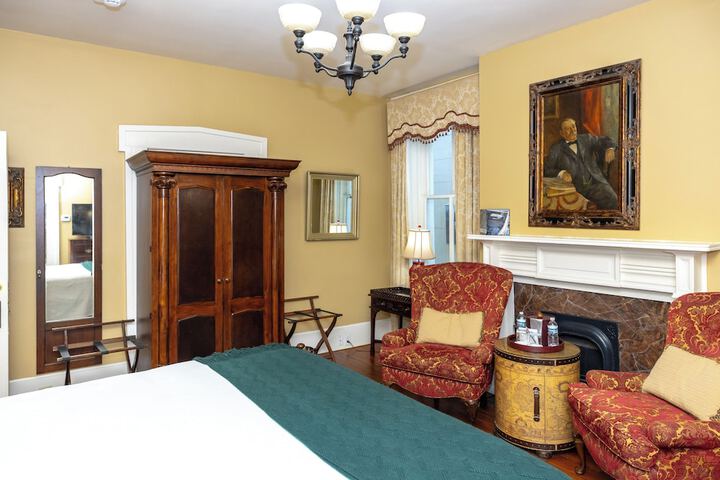Room 75 of 166