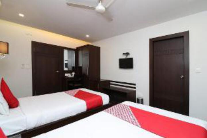 General 10 of 12