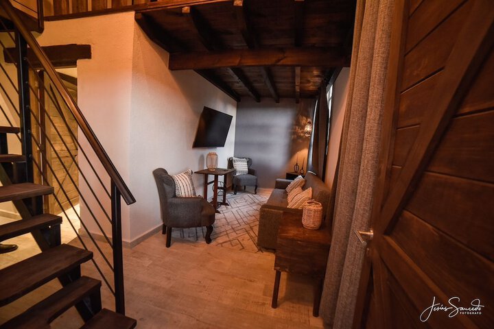 Room 44 of 131