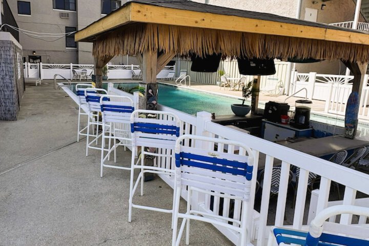 Pool 62 of 73