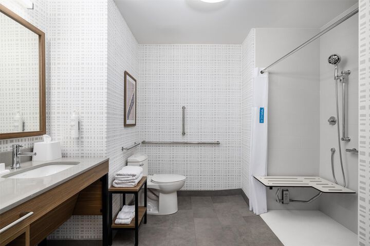 Bathroom shower