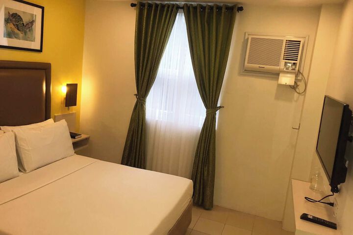 Room 27 of 59