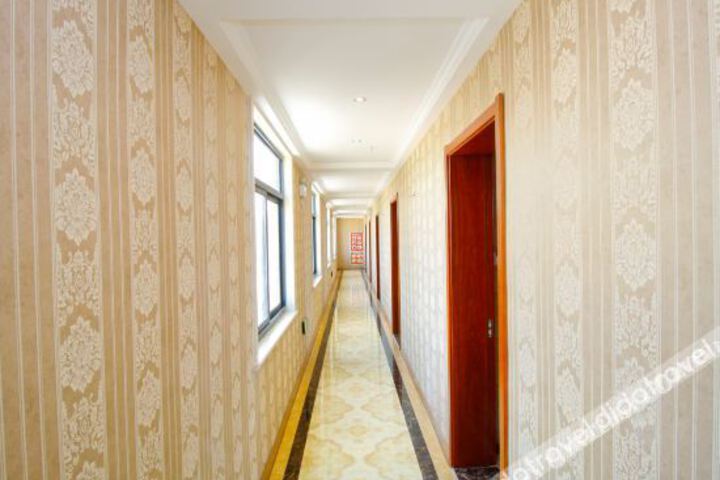 Hotel Interior 12 of 25