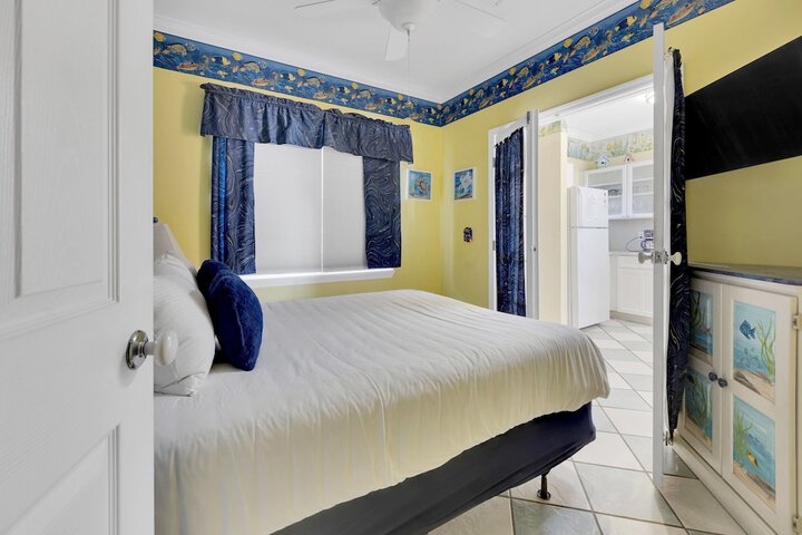 Room 22 of 711