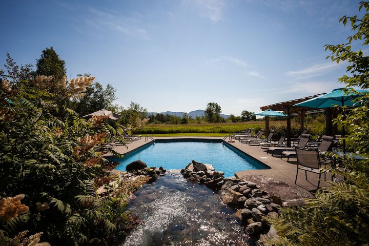 Pool 43 of 73