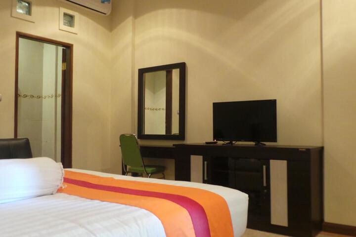 General 4 of 5
