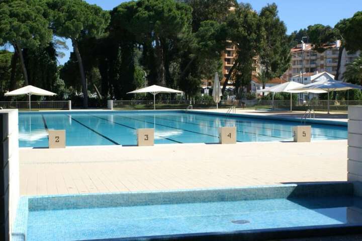 Pool Hotel