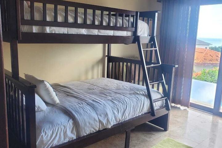 Room 29 of 171