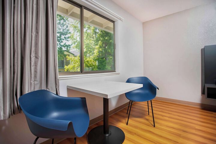 Room 15 of 21