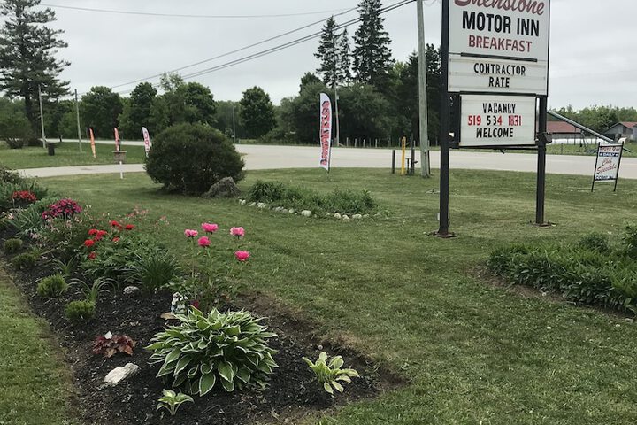 Hotel Exterior 53 of 65