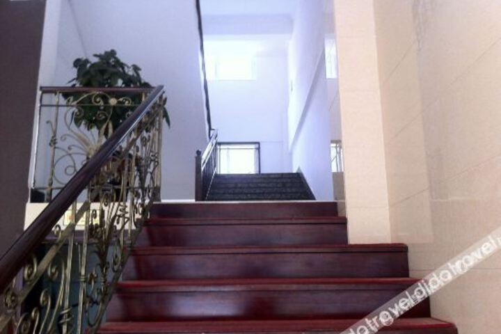 Sichuang Express Hotel