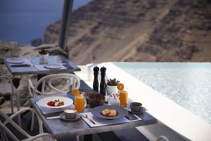 Breakfast/Coffee Service 158 of 174