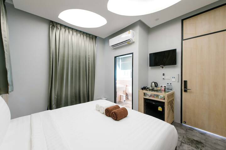 Room 19 of 120