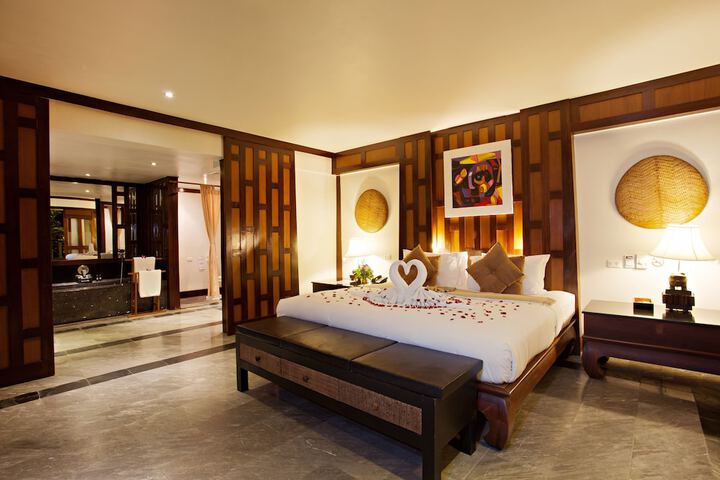 Room 6 of 48