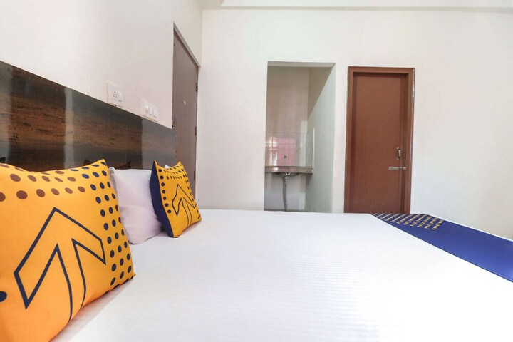 Room 8 of 29