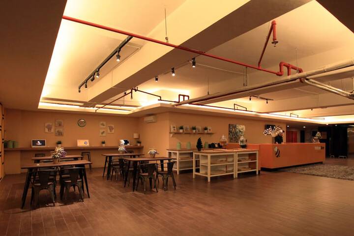 Hotel Interior 10 of 107