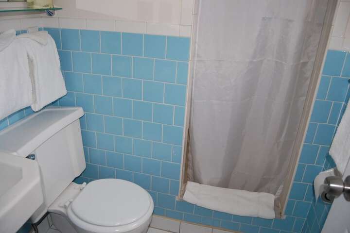 Room 20 of 29