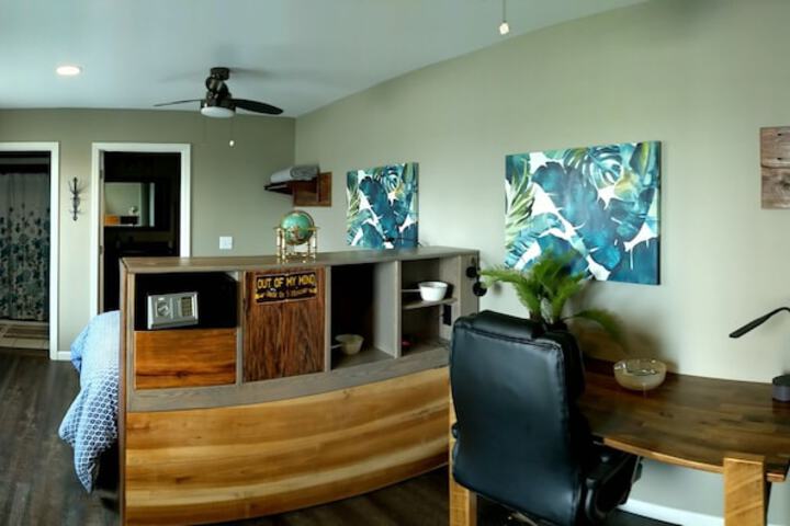 Room 4 of 43