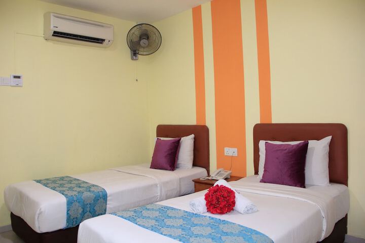 Room 8 of 45