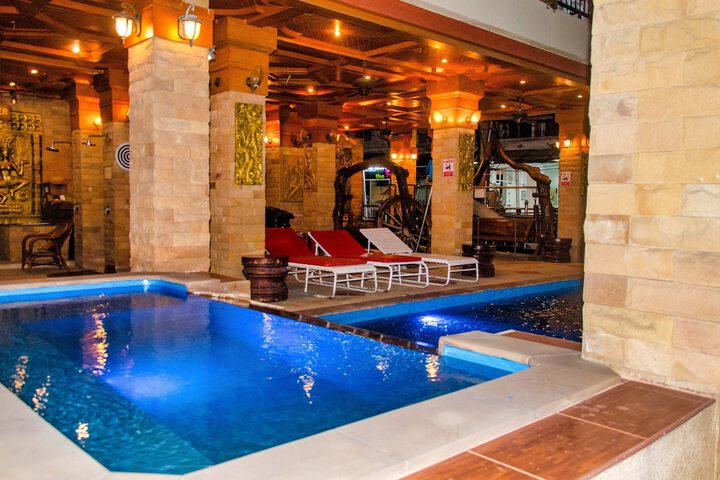 Pool 120 of 137