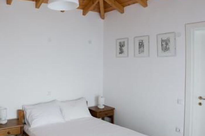 Room 15 of 48