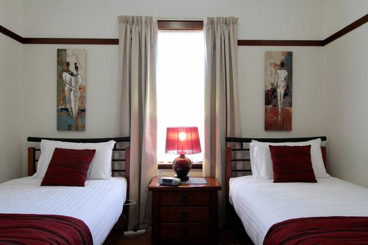 Room 11 of 71