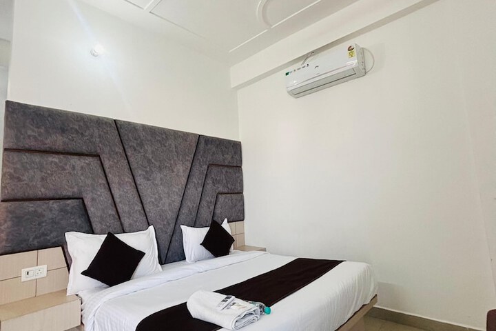 Room 14 of 41