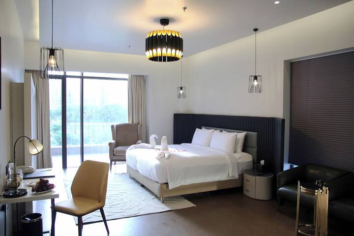 Room 27 of 78