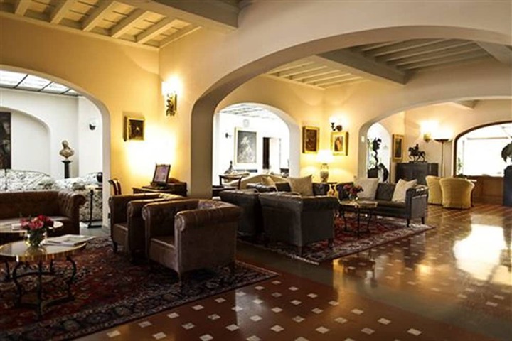 Lobby Entry
