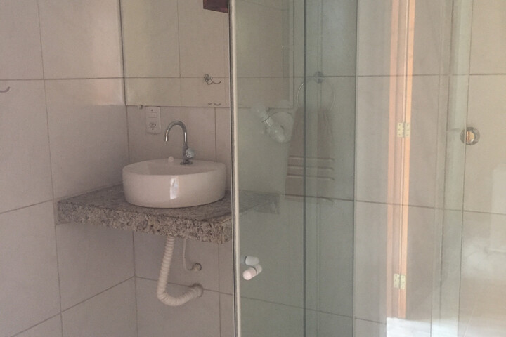 Room 10 of 20