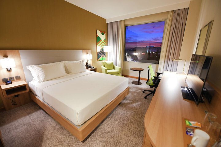 Room 12 of 49