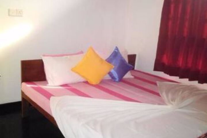 Room 16 of 20