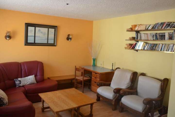 Room 22 of 49