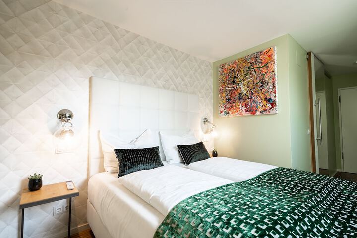 Room 18 of 75