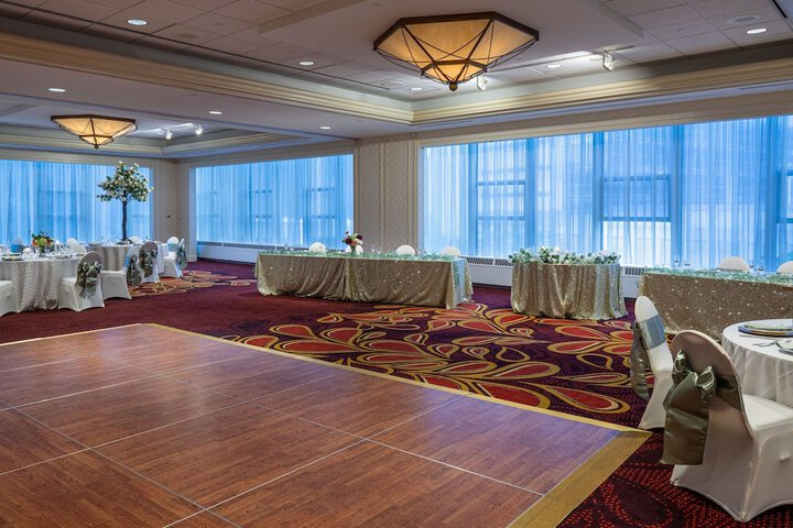 Banquet hall