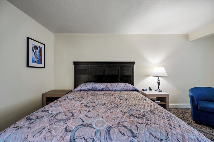 Room 72 of 152