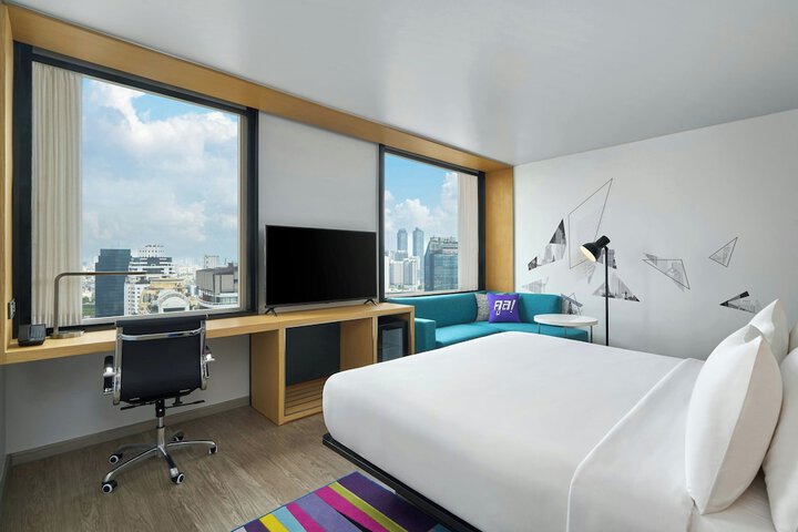 Room 15 of 77