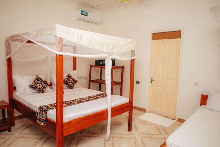 Room 8 of 54